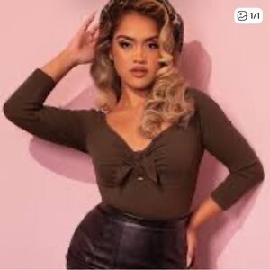 Olive green tie me up top